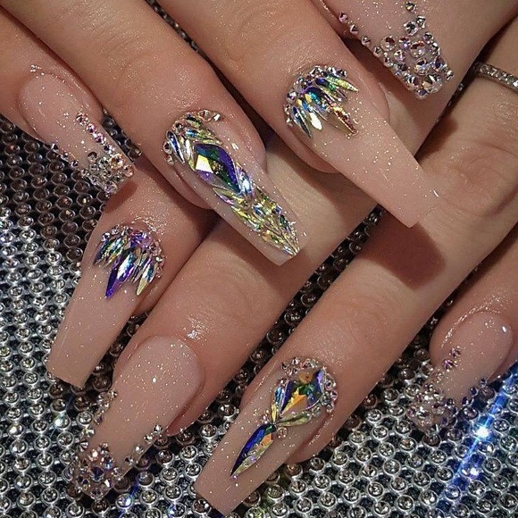 Meet your Posher, Lorena - Picture 1 of 1